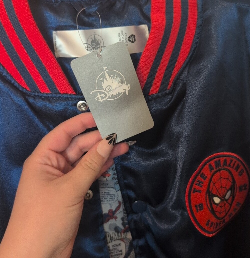 Spider-Man Bomber Jacket - Picture 3 of 6